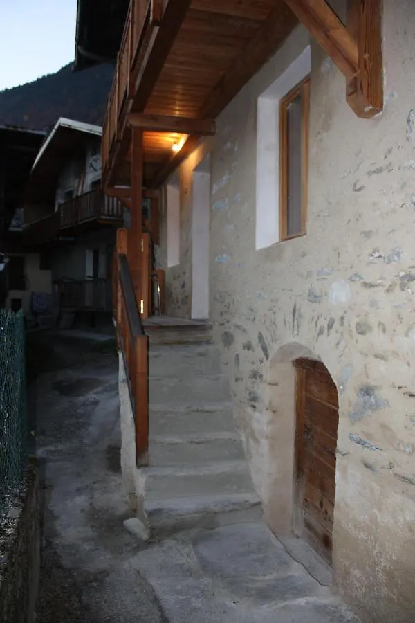 Les Gites Du Mistouflon Planay 0*,